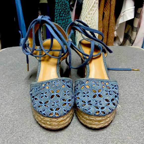 Tie up Michale Kors espadrille sandals - Picture 2 of 4